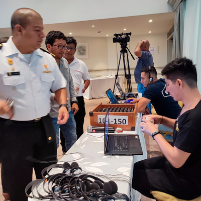 Receptores y auriculares para traducción simultánea en Lima Perú